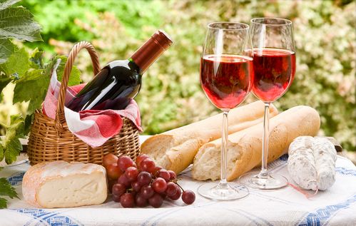 看準(zhǔn)信息化市場的變化,酒類經(jīng)銷商可以這樣轉(zhuǎn)變營銷思路