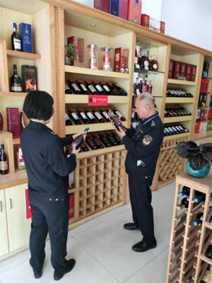 【春風(fēng)利劍2023】遂溪縣市場監(jiān)督管理局開展酒類食品安全專項(xiàng)整治排查行動(dòng)